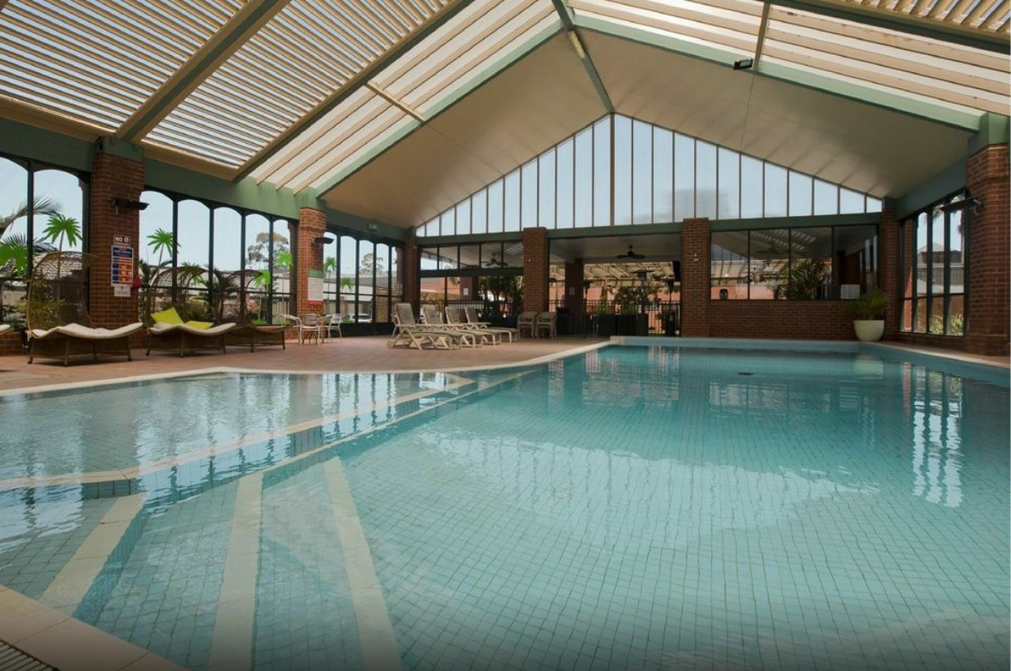 All Seasons Resort Hotel Бендиго Екстериор снимка